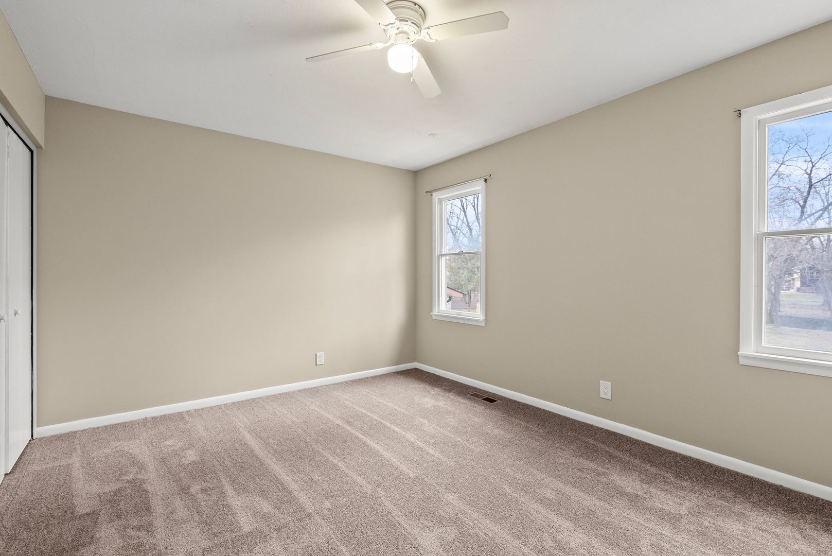 153 South West Camelot Way Bolingbrook IL 60440
