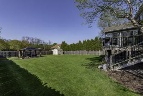 206 Chesapeake Bay Winthrop Harbor IL 60096
