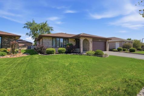 8512 161ST Place Tinley Park IL 60487