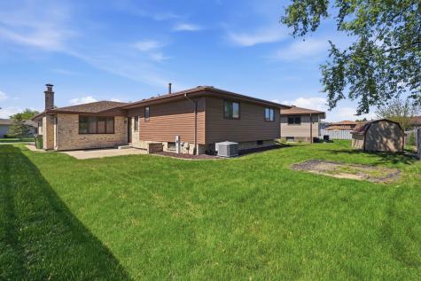 8512 161ST Place Tinley Park IL 60487