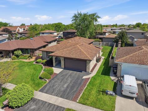 8512 161ST Place Tinley Park IL 60487