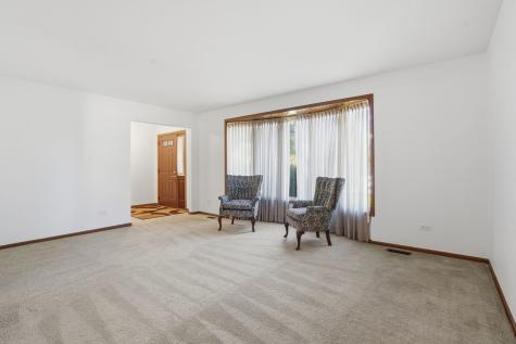 8512 161ST Place Tinley Park IL 60487