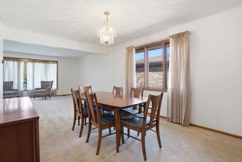 8512 161ST Place Tinley Park IL 60487
