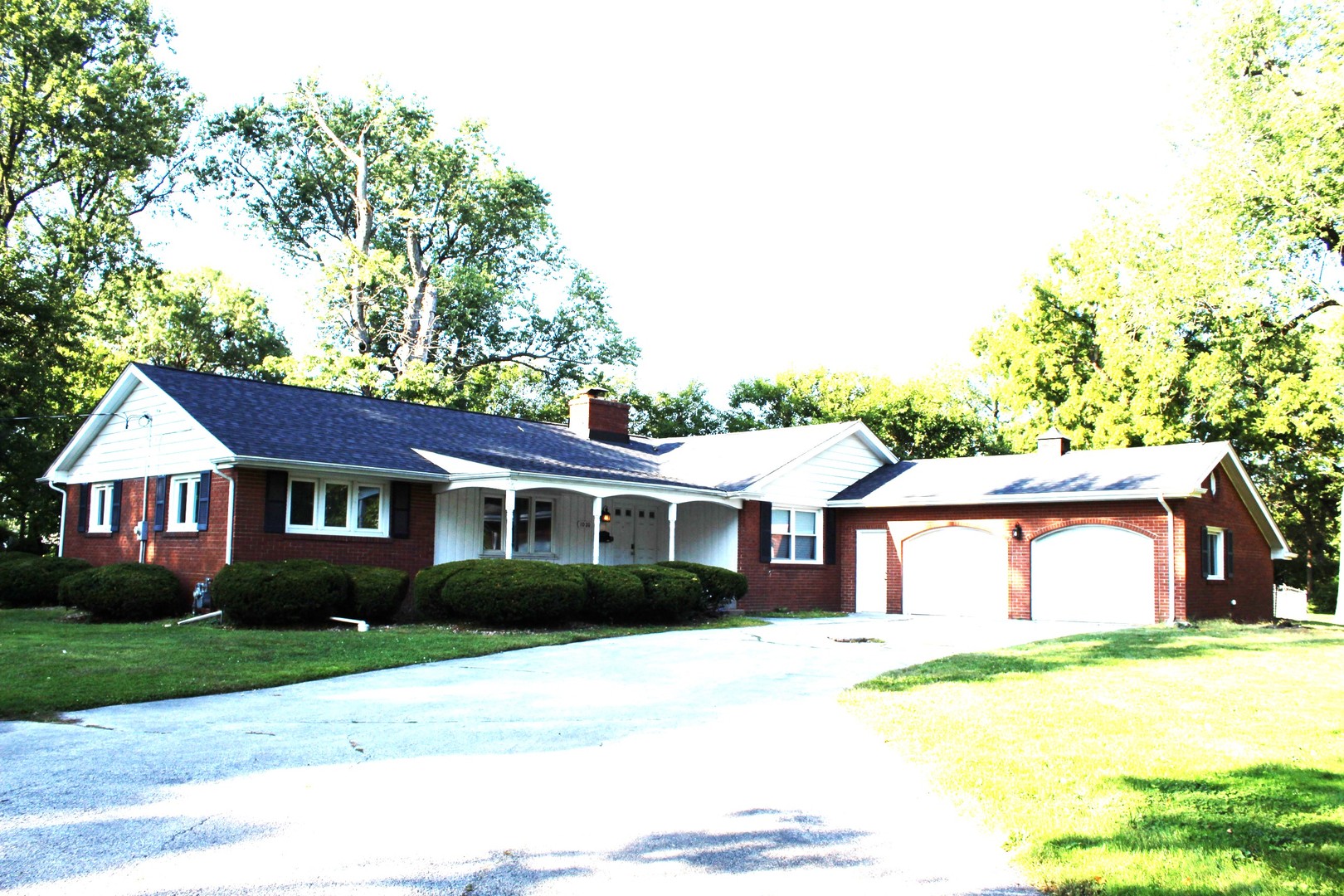 1020 East 153rd Street South Holland IL 60473