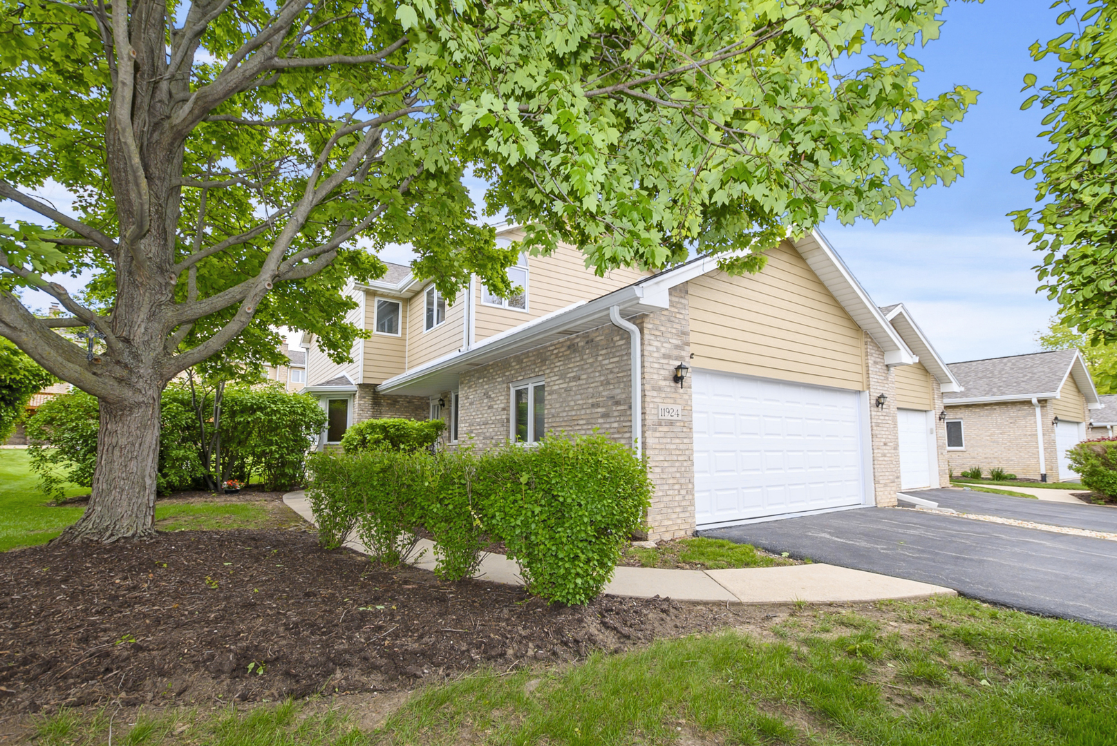 11924 Dunree Lane Orland Park IL 60467
