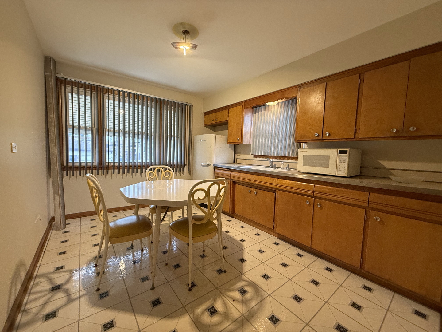 2146 North Mcvicker Avenue Chicago IL 60639