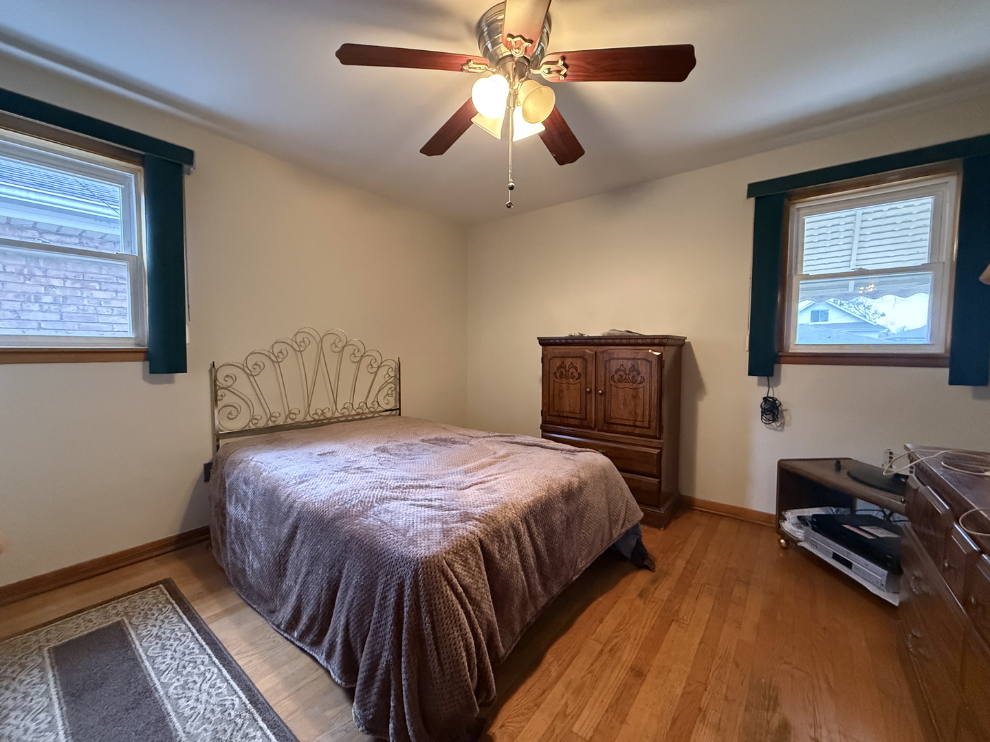 2146 North Mcvicker Avenue Chicago IL 60639