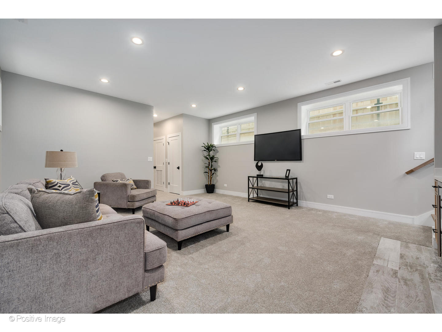 3107 North Oakley Avenue Chicago IL 60618