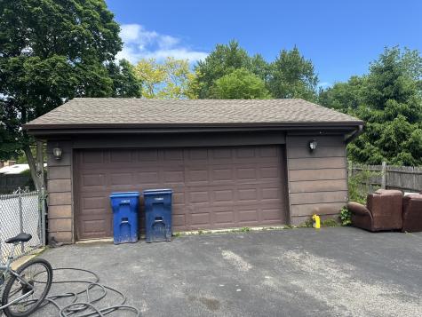 2130 Hawthorne Lane Waukegan IL 60087