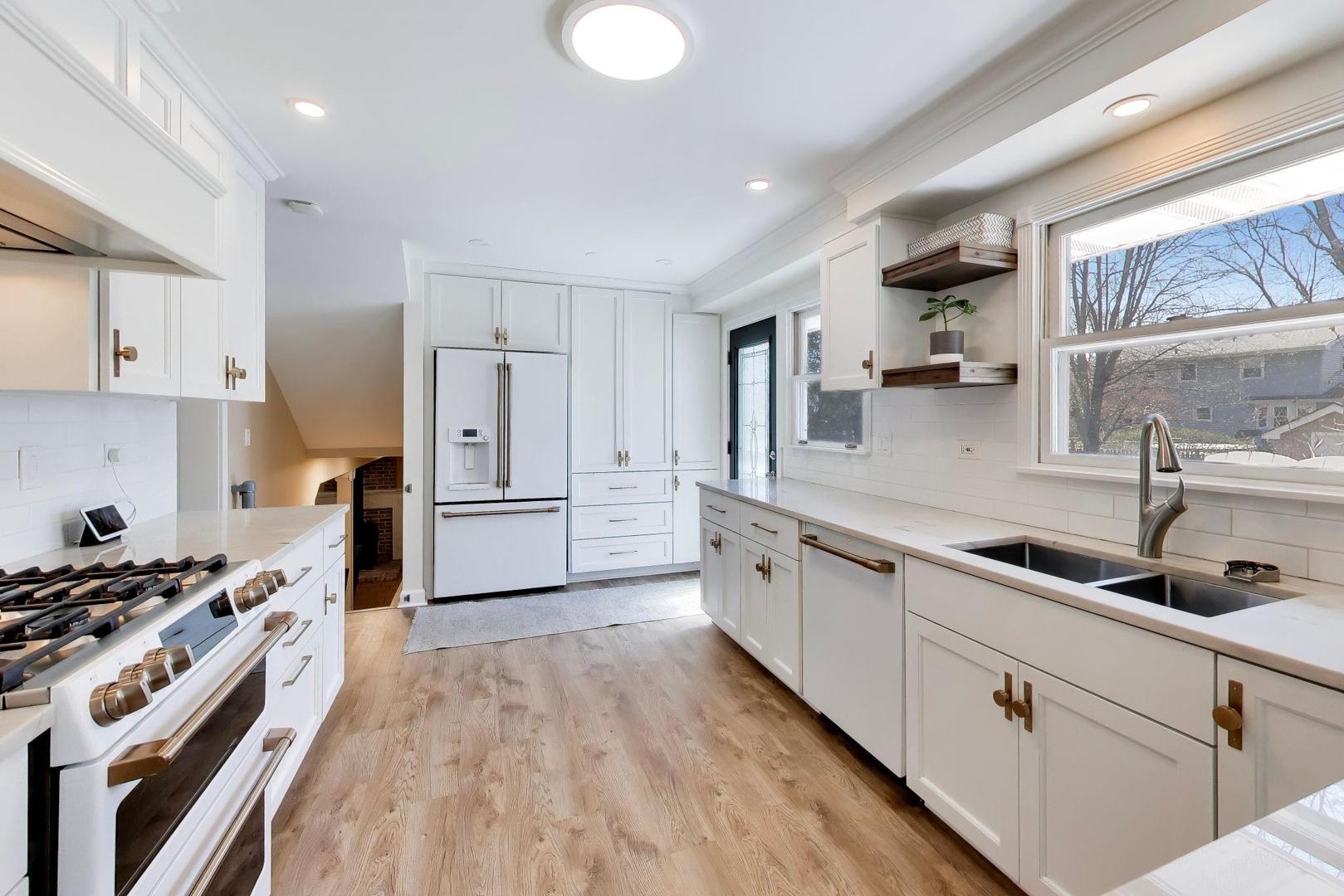44 Swift Lane Naperville IL 60565