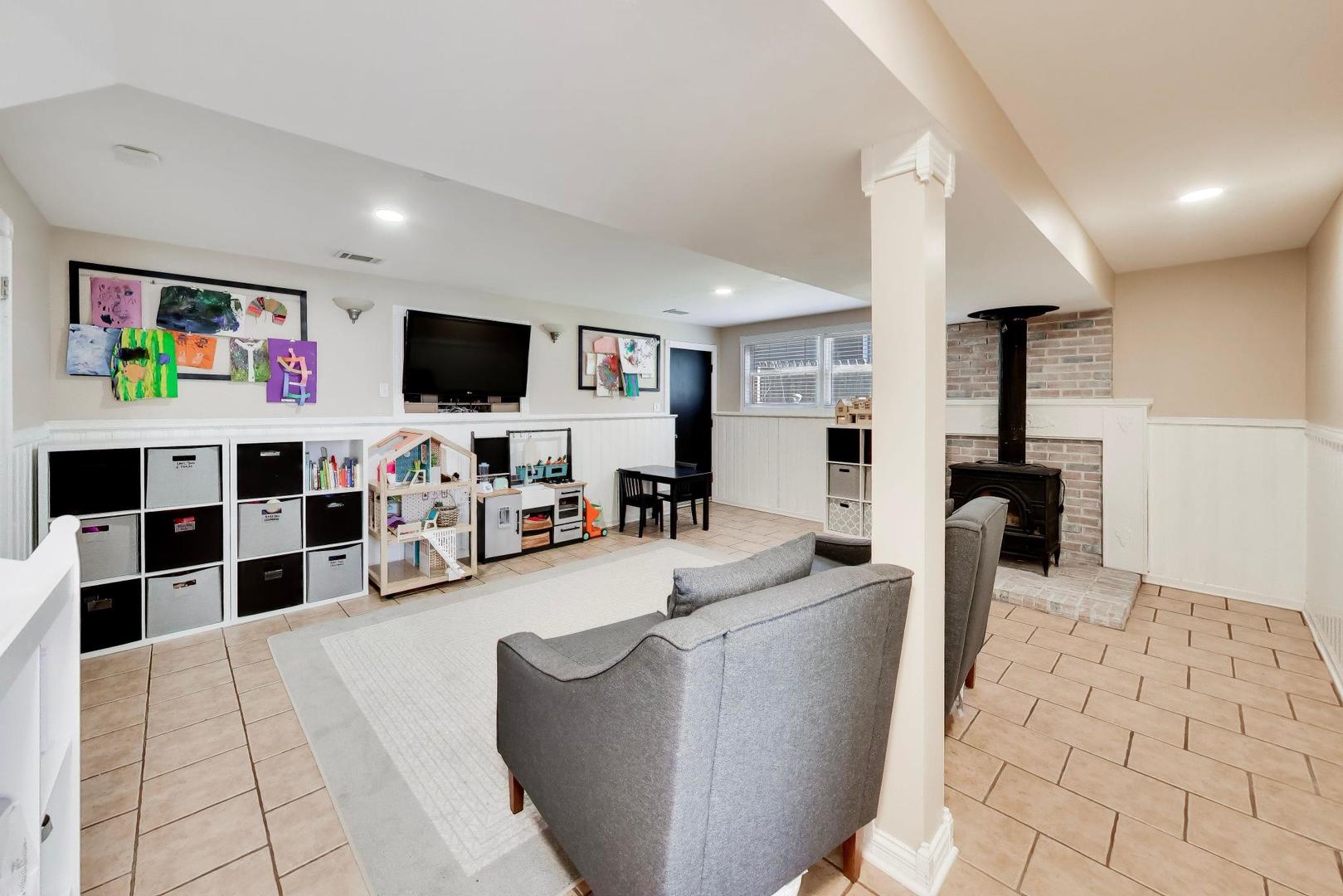 44 Swift Lane Naperville IL 60565