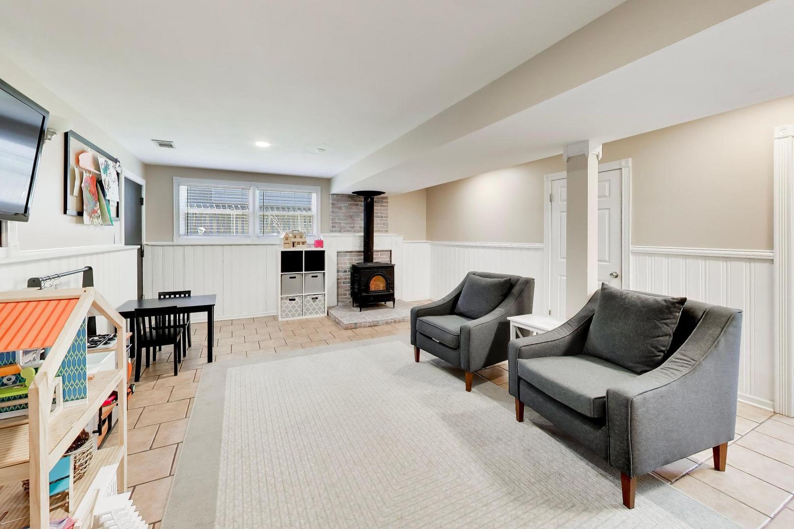 44 Swift Lane Naperville IL 60565