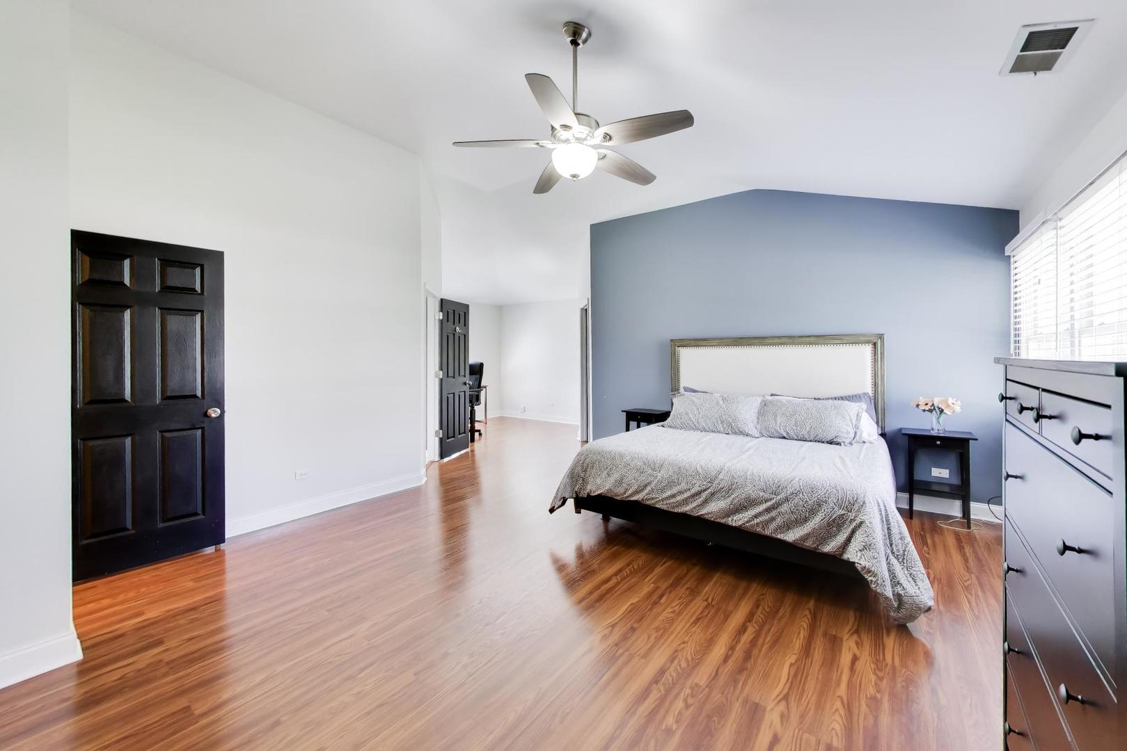 44 Swift Lane Naperville IL 60565