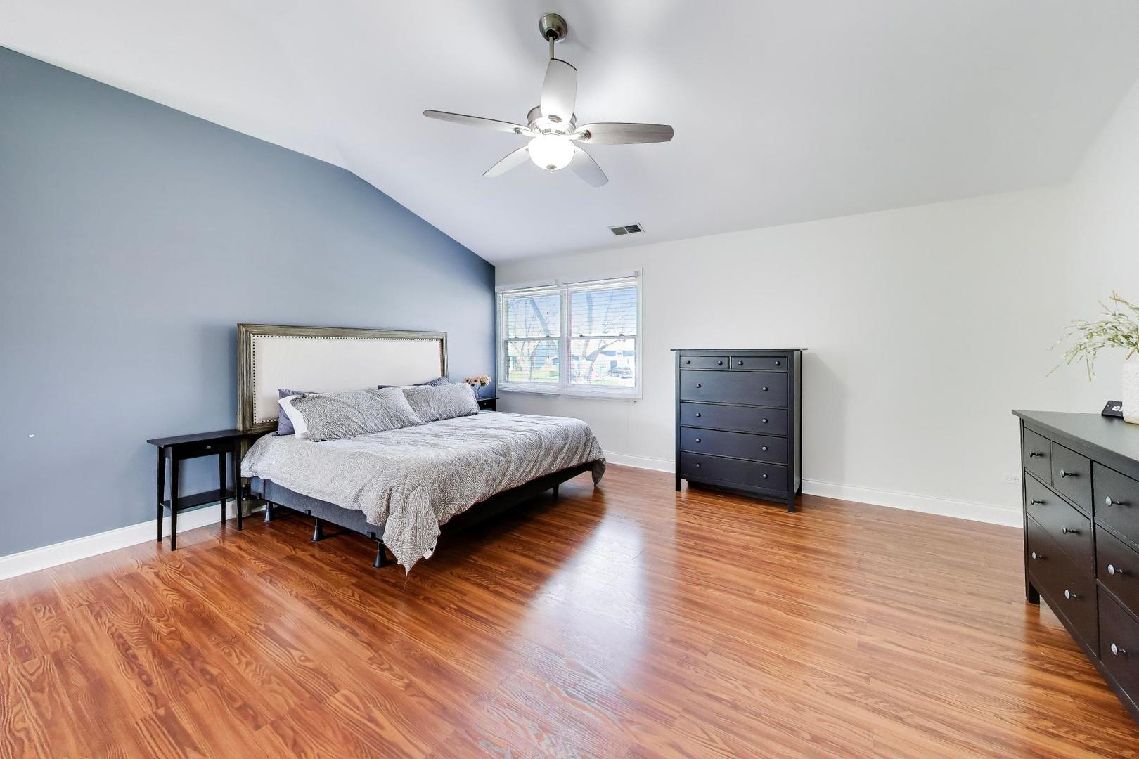 44 Swift Lane Naperville IL 60565