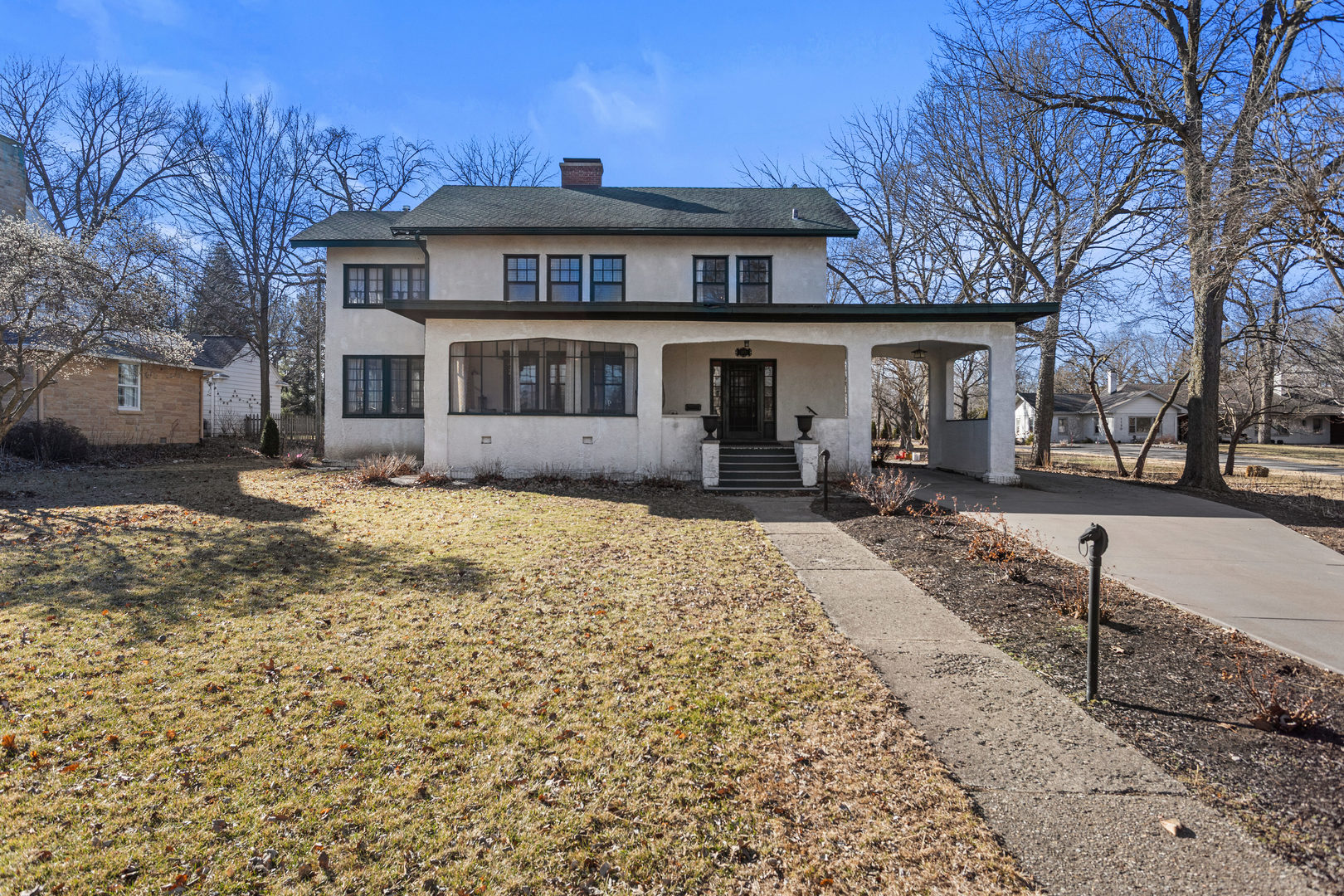 1124 North State Street Monticello IL 61856