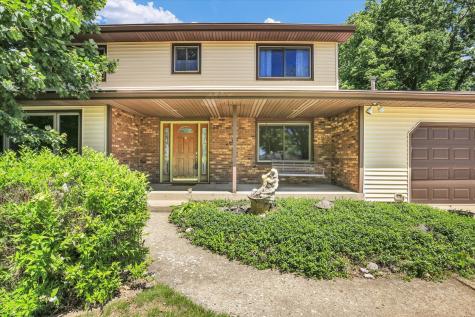 28 Dunlap Drive Sidney IL 61877