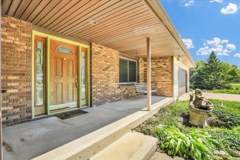 28 Dunlap Drive Sidney IL 61877