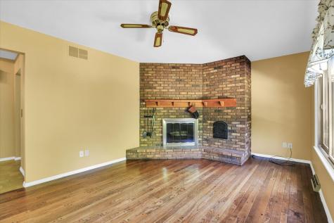 28 Dunlap Drive Sidney IL 61877