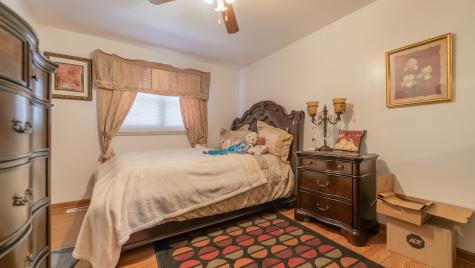11548 South Avenue G Chicago IL 60617