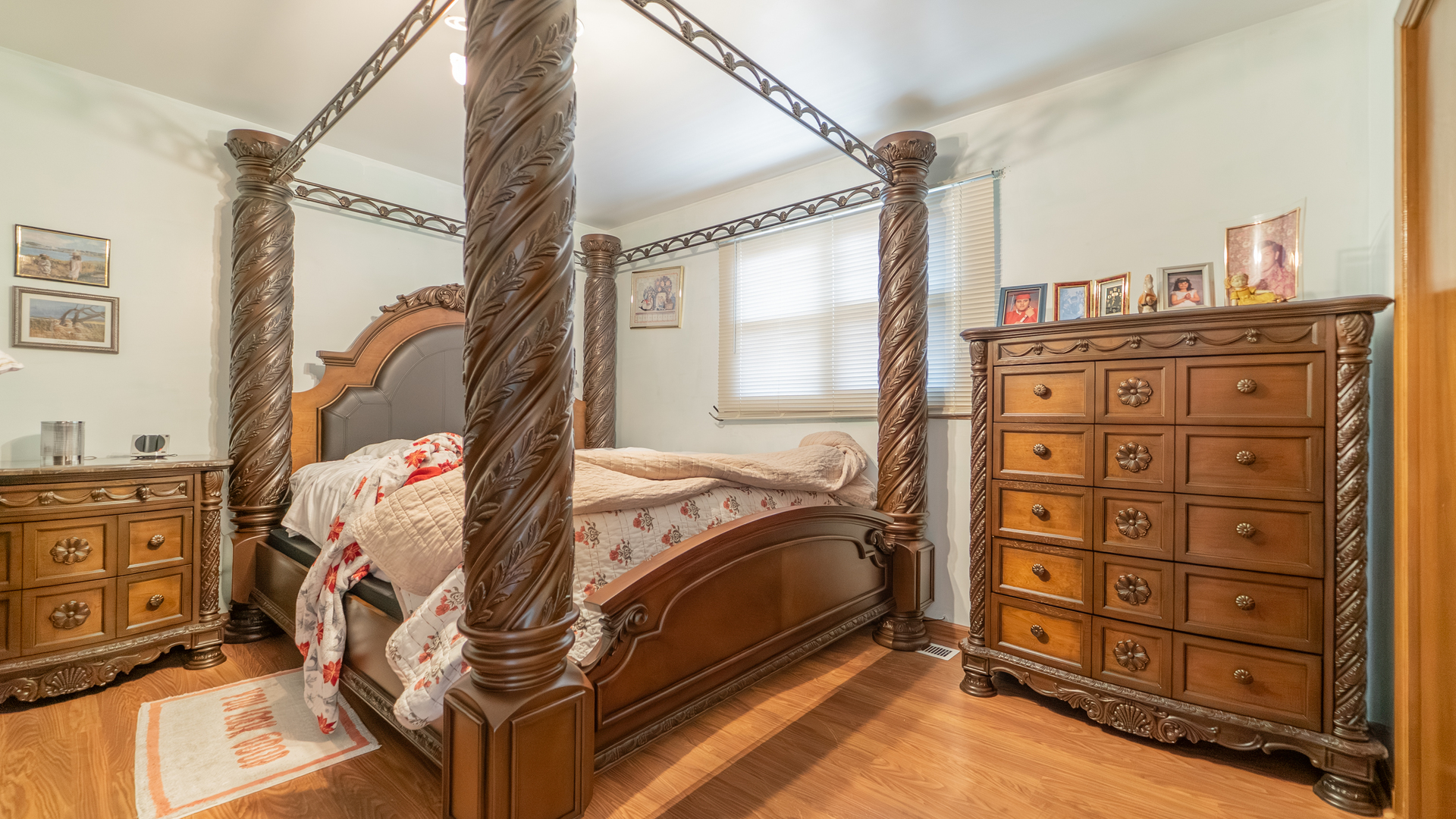 11548 South Avenue G Chicago IL 60617
