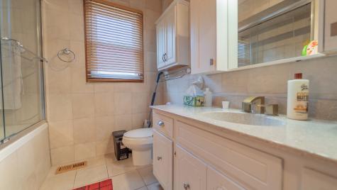 11548 South Avenue G Chicago IL 60617