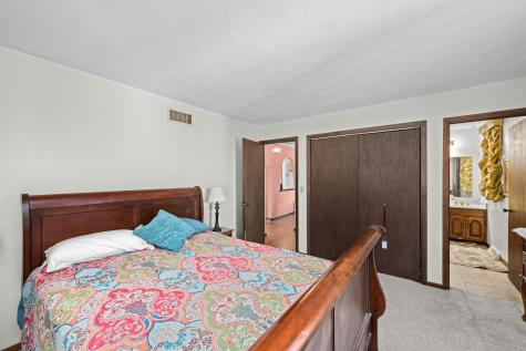 1705 85TH Avenue W Rock Island IL 61201