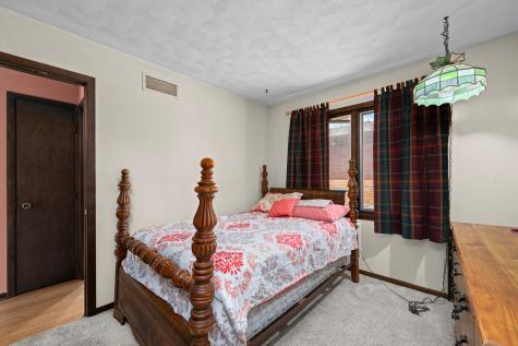 1705 85TH Avenue W Rock Island IL 61201