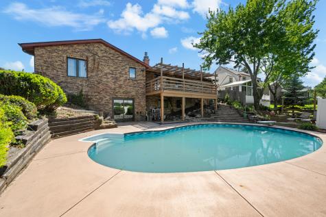 1705 85TH Avenue W Rock Island IL 61201