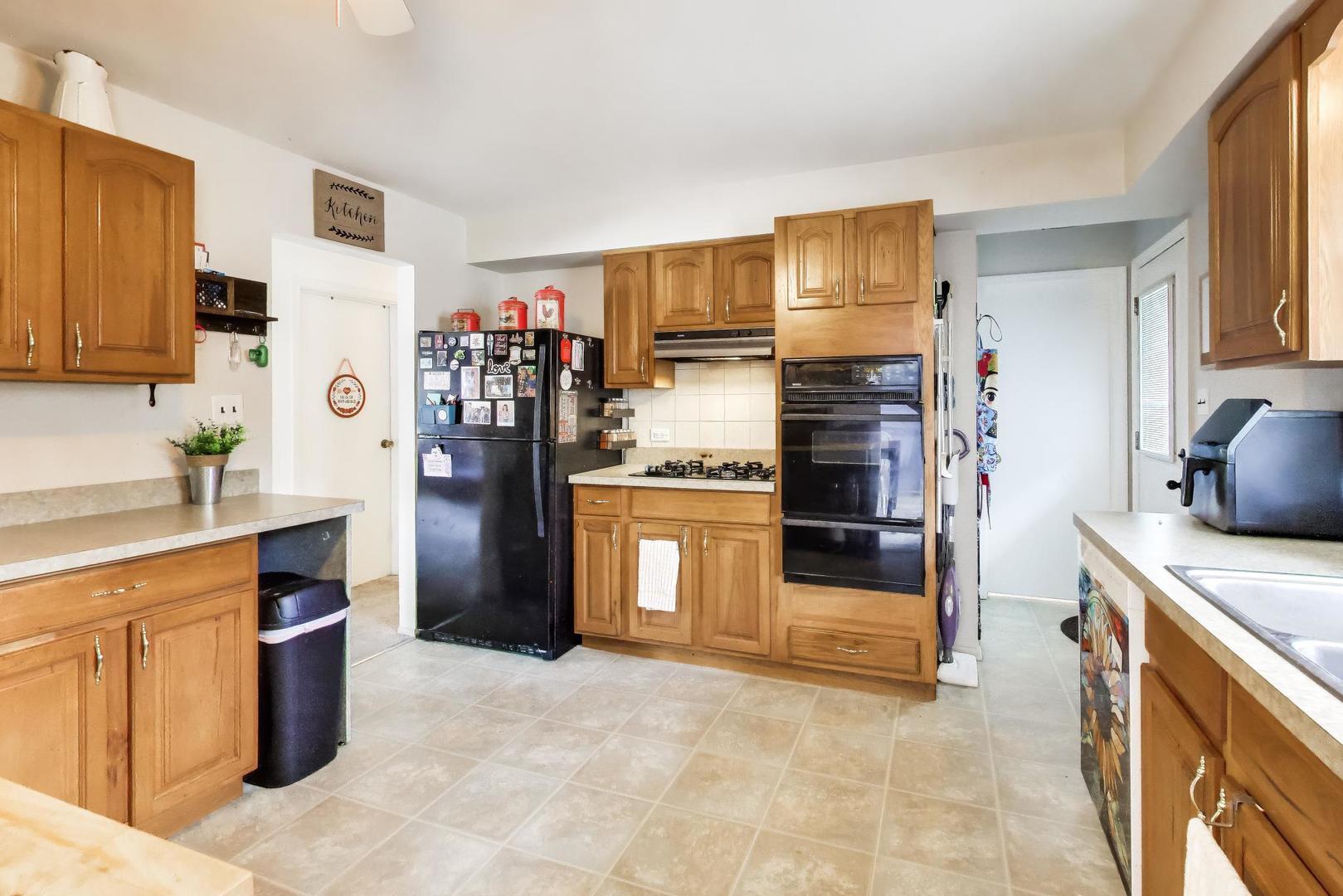 345 East View Street Lombard IL 60148