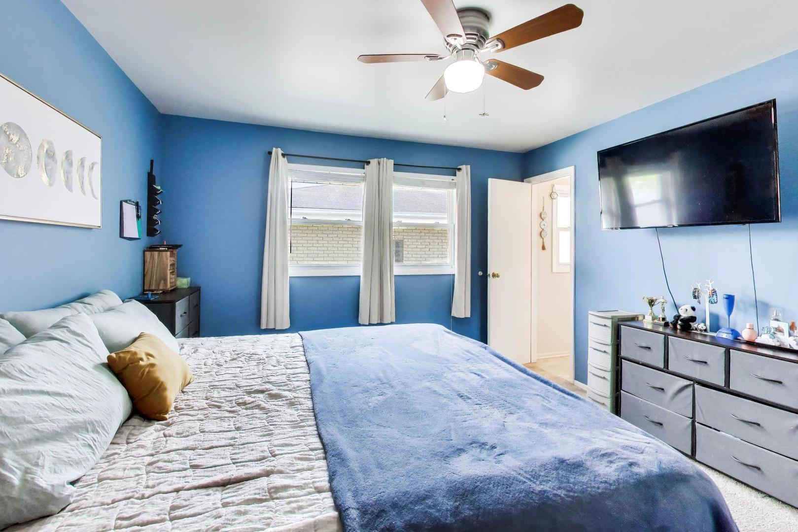 345 East View Street Lombard IL 60148