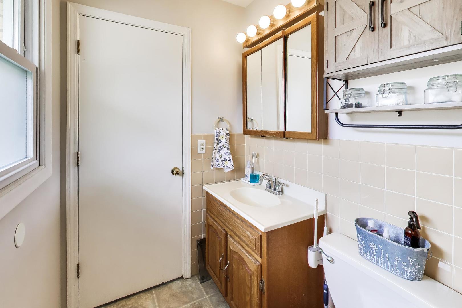 345 East View Street Lombard IL 60148