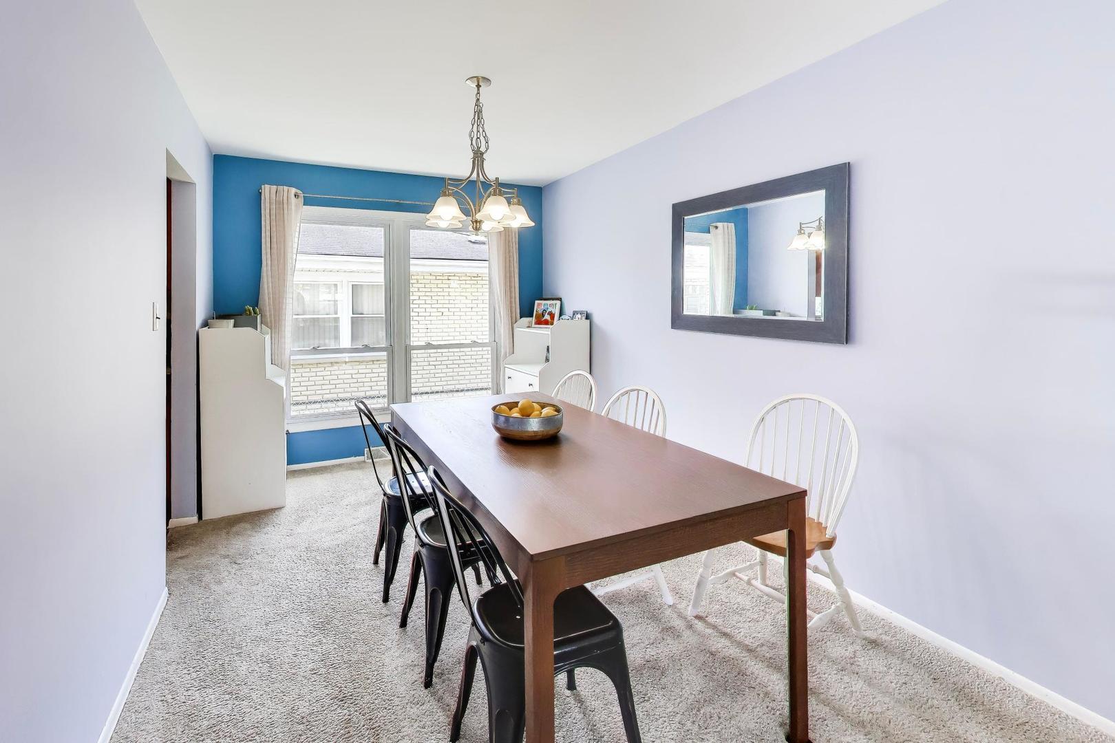 345 East View Street Lombard IL 60148