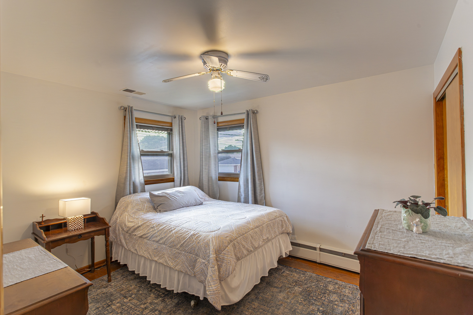 5304 South Mulligan Avenue Chicago IL 60638