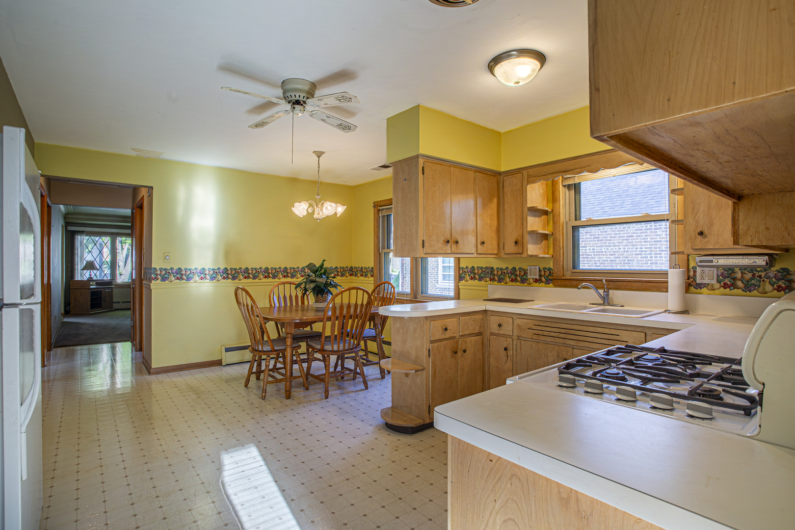 5304 South Mulligan Avenue Chicago IL 60638