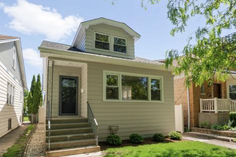 5747 North Melvina Avenue Chicago IL 60646