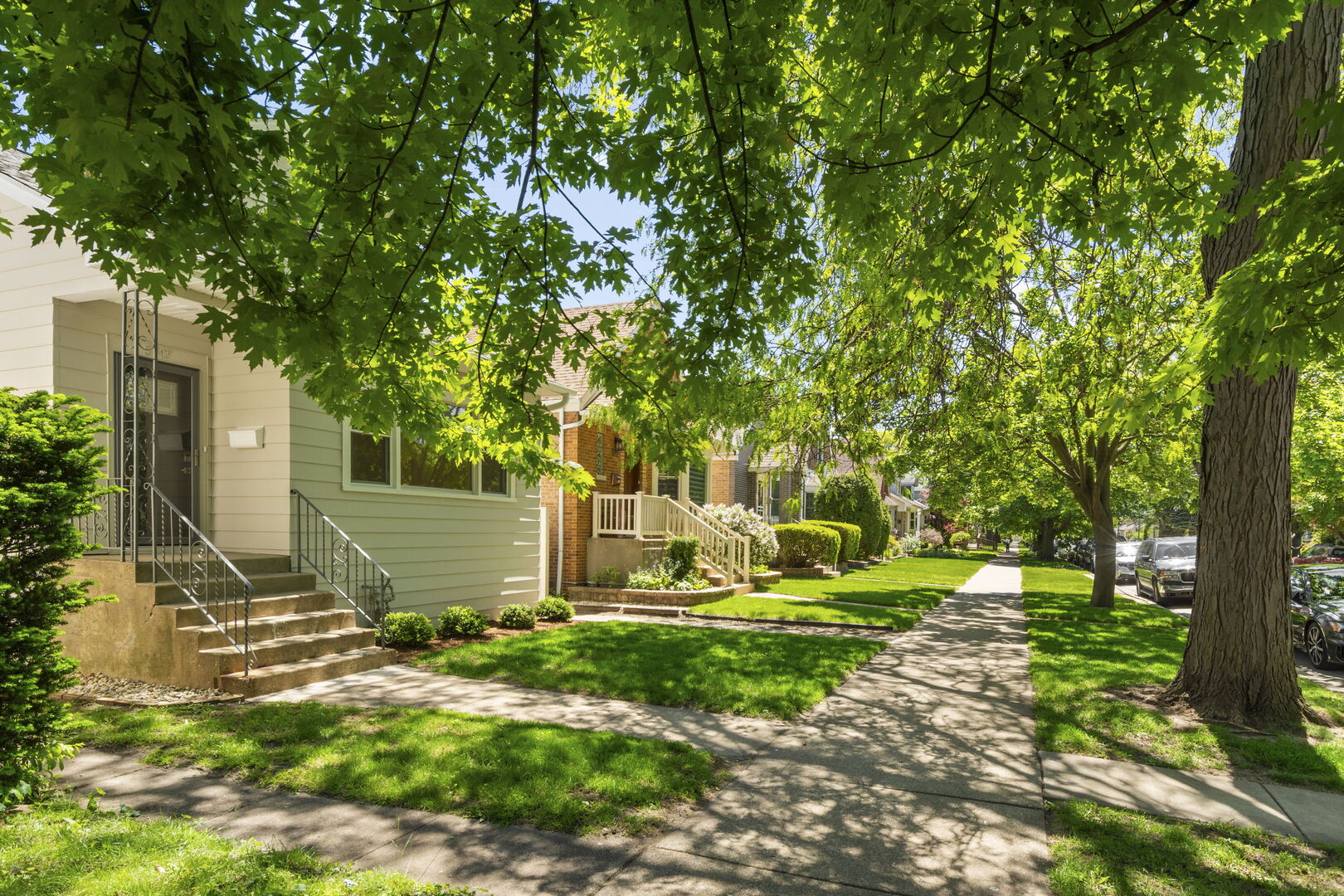 5747 North Melvina Avenue Chicago IL 60646