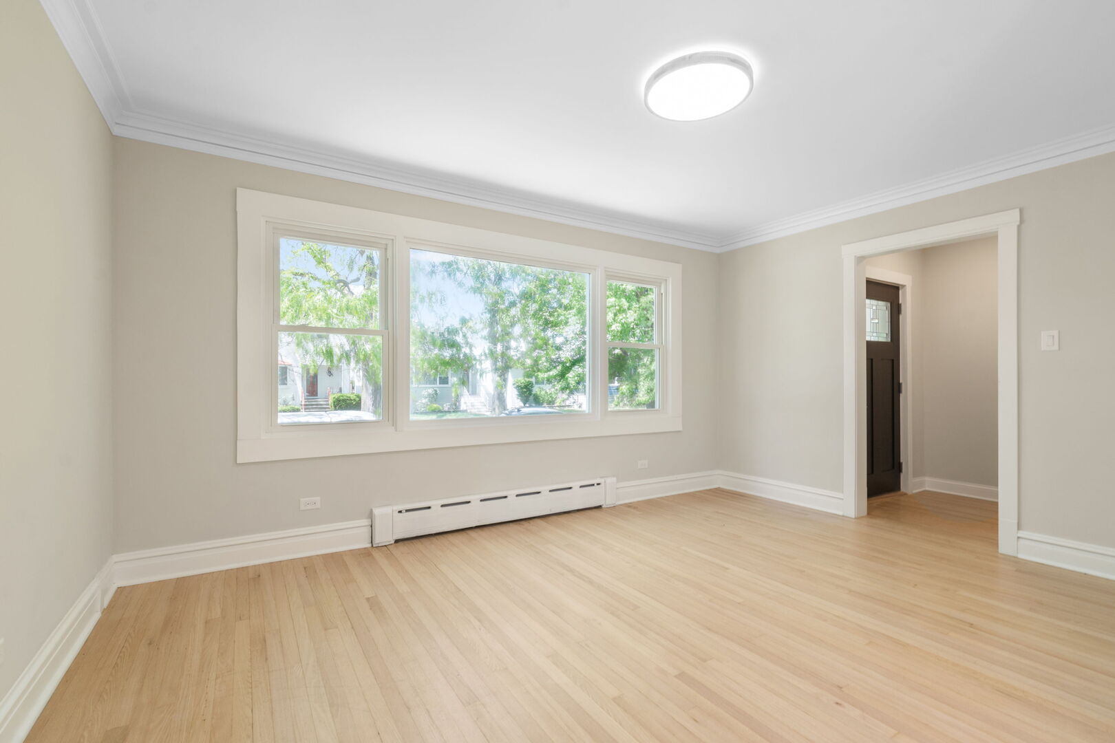 5747 North Melvina Avenue Chicago IL 60646