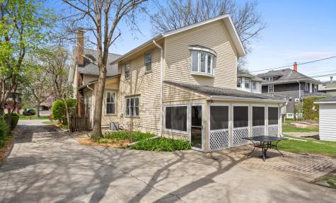 622 North Ridgeland Avenue Oak Park IL 60302