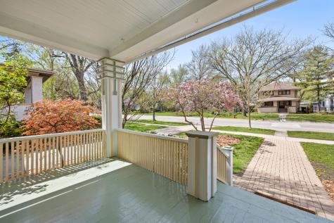 622 North Ridgeland Avenue Oak Park IL 60302