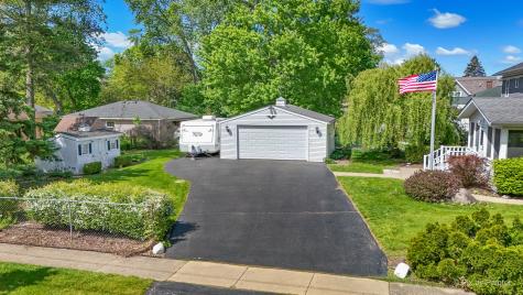 55 West Paddock Street Crystal Lake IL 60014
