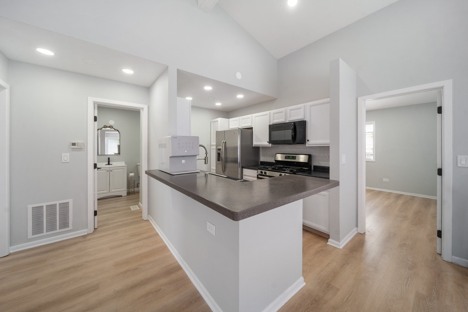 3354 West Madison Street Skokie IL 60076