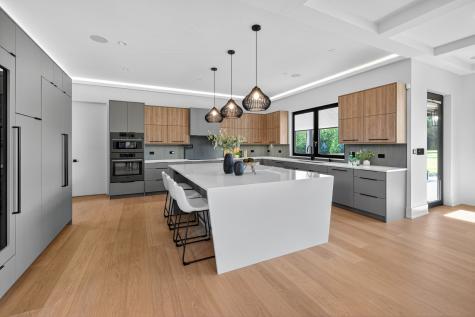 25 Rolling Hills Drive Barrington IL 60010