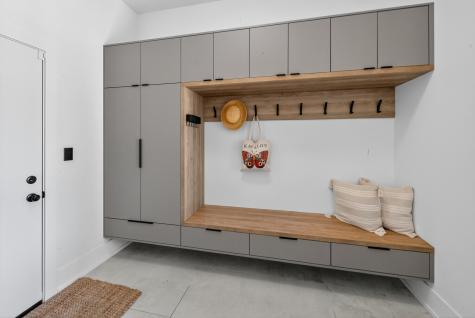 25 Rolling Hills Drive Barrington IL 60010