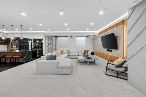 25 Rolling Hills Drive Barrington IL 60010