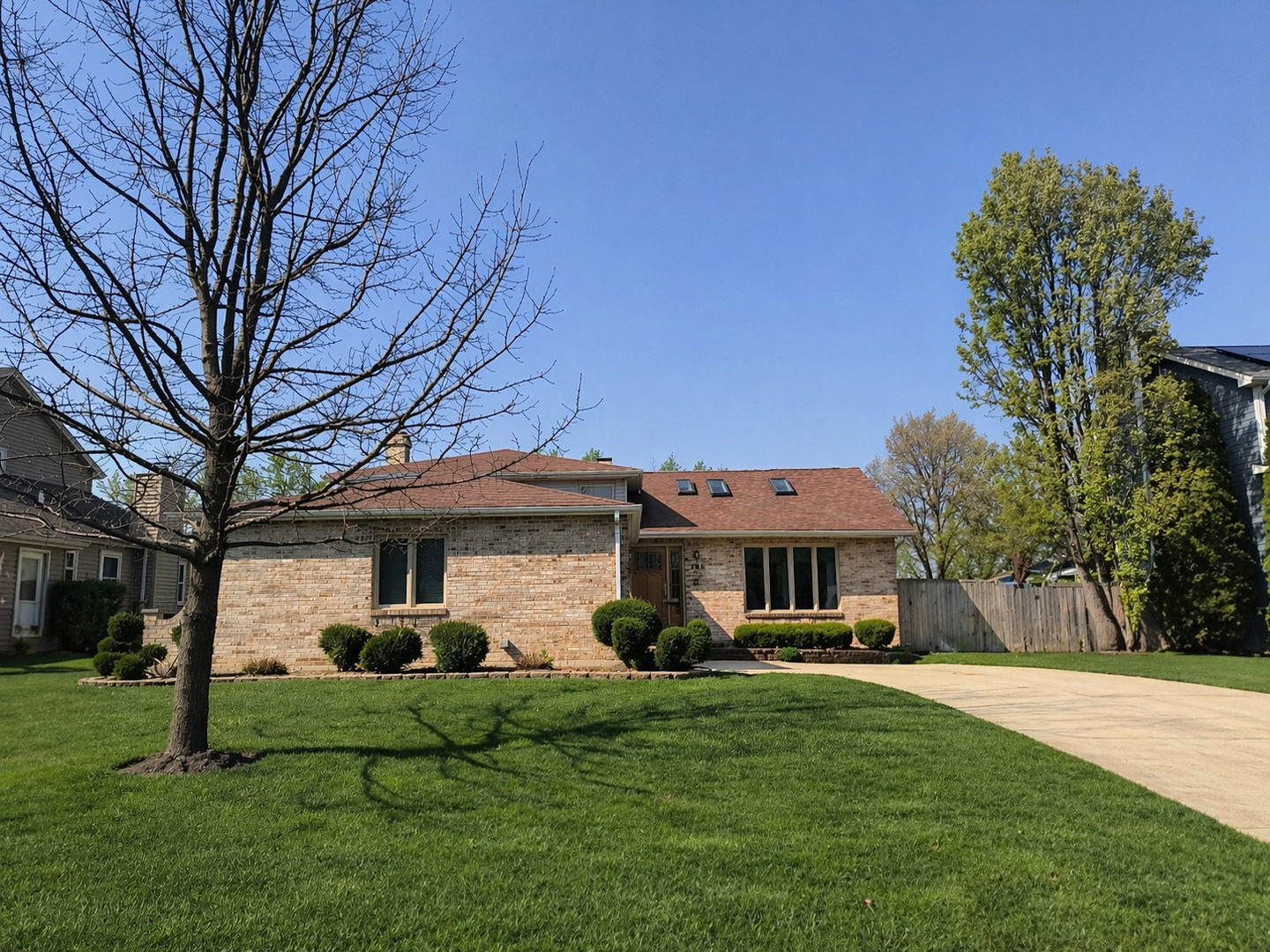 764 Dunmore Lane Bartlett IL 60103