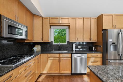 764 Dunmore Lane Bartlett IL 60103