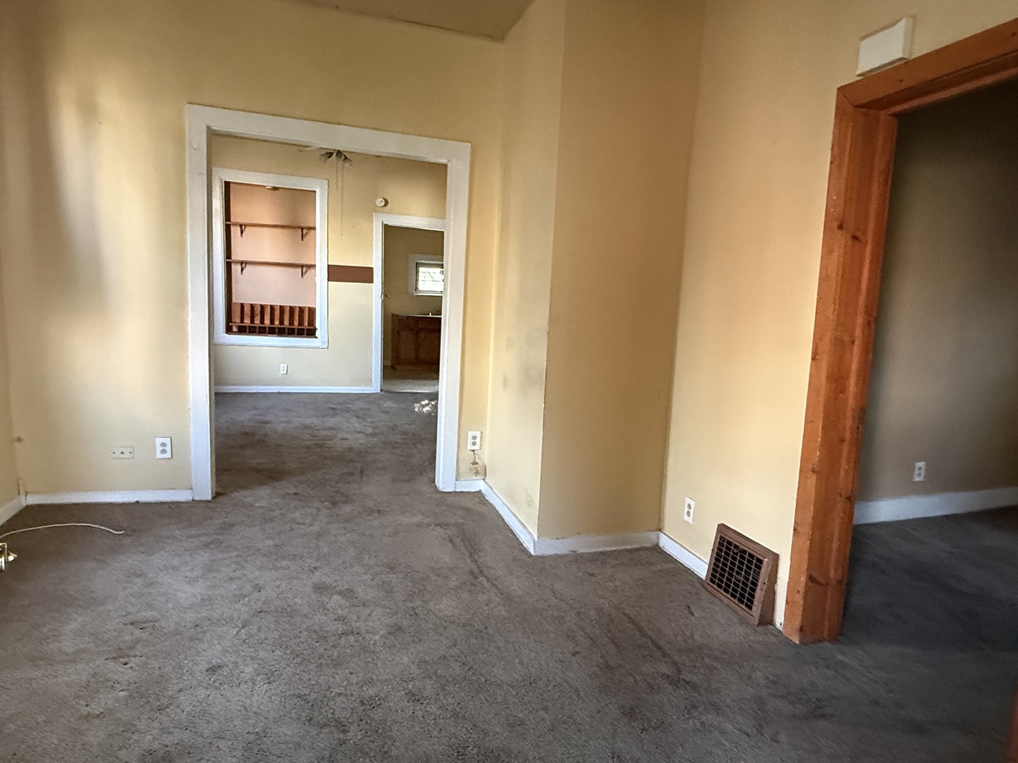 10026 South Indiana Avenue Chicago IL 60628