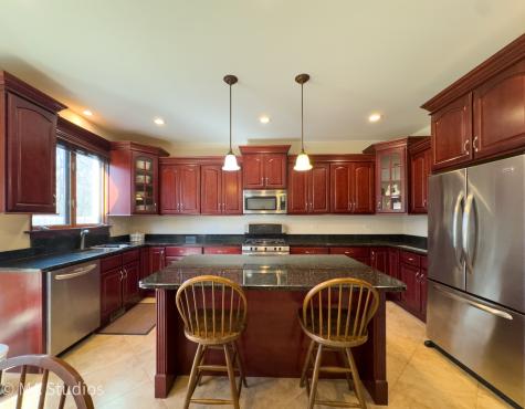 9030 Elm Avenue Burr Ridge IL 60527