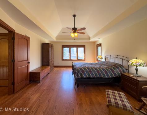 9030 Elm Avenue Burr Ridge IL 60527