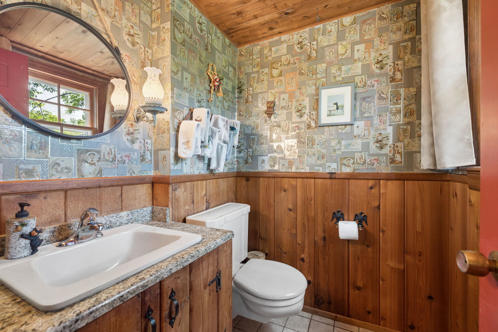 23W081 Red Oak Drive Glen Ellyn IL 60137